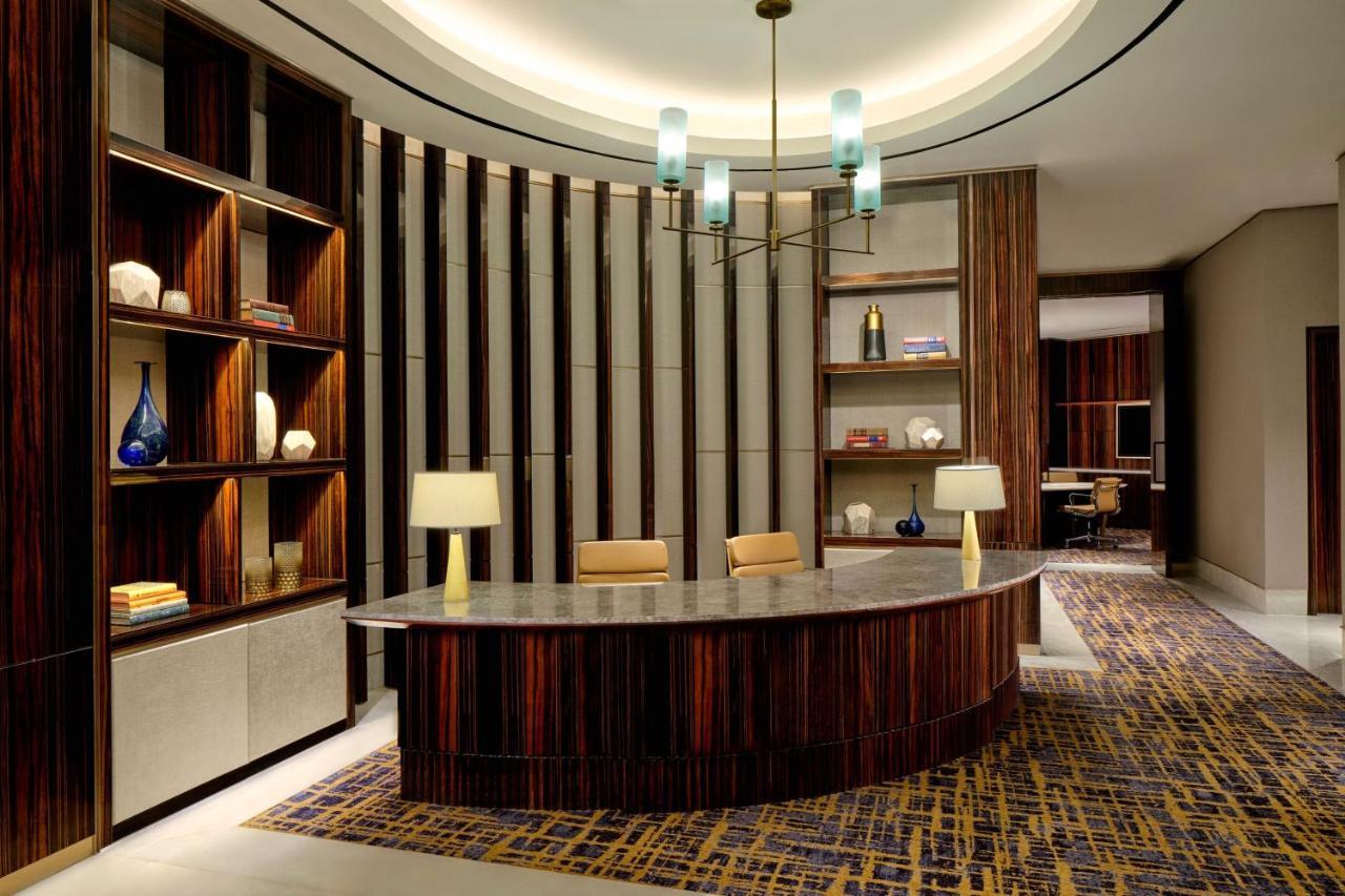 فندق The Westin سورابايا المظهر الخارجي الصورة