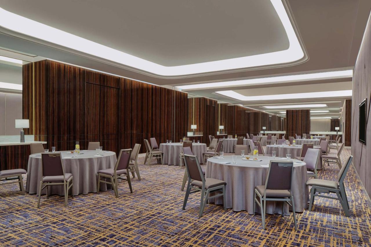 فندق The Westin سورابايا المظهر الخارجي الصورة